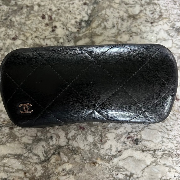 Chanel Rare Quilted Rectangular Sunglasses - Picture 16 of 17